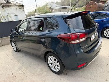 кио сид: Kia Carens: 2018 г., 2 л, Автомат, Газ — 5
