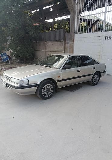 ak 47: Mazda 626: 1987 г., 2 л, Механика, Бензин, Хэтчбэк — 4
