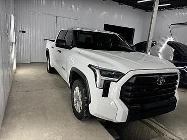 tayota 4ranner: Toyota Тундра: 2022 г., 5.7 л, Автомат, Бензин, Внедорожник — 3