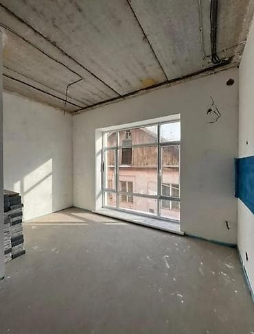 гараж улан: Таунхаус с современным фасадом из светлого камня и панорамным — 4