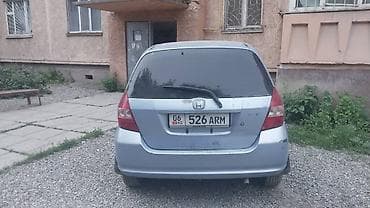 линолеум на авто: Honda Fit: 2003 г., 1.3 л, Вариатор, Бензин, Хэтчбэк — 4