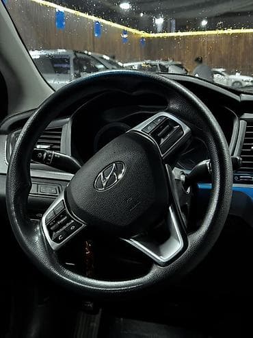 соната сары: Hyundai Sonata: 2019 г., 2 л, Автомат, Газ, Седан — 6