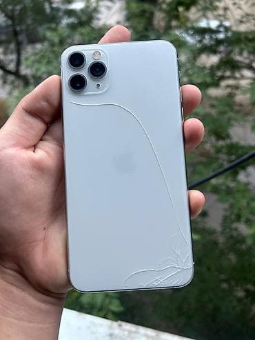 iphone 10 x: IPhone 11 Pro Max, Б/у, 64 ГБ, White Titanium, Чехол, 71 % — 5