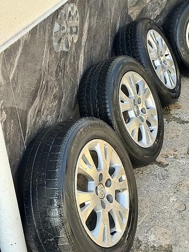 yuan up: Литые Диски R 16 Toyota, Комплект, отверстий - 5, Б/у — 3