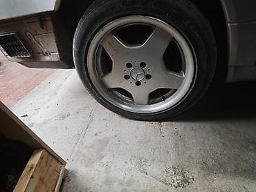 урмат бетон: Дөңгөлөктөр монтажда 275 / 40 / R 18, Жай, Колдонулган, Комплект, Жеңил унаалар, Куйма, тешиктери - 5 — 1