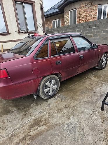 продам аварийное авто: Daewoo Nexia: 2010 г., Механика, Бензин, Седан — 3