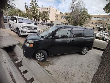 вокси ноах: Toyota Voxy: 2005 г., Автомат, Бензин, Минивэн — 3
