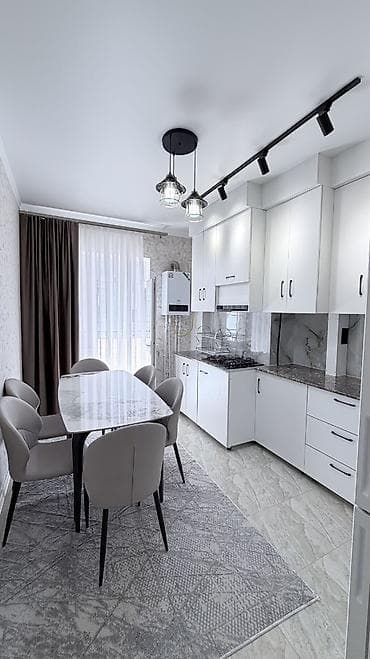 3 комнаты, 83 м², 3 этаж