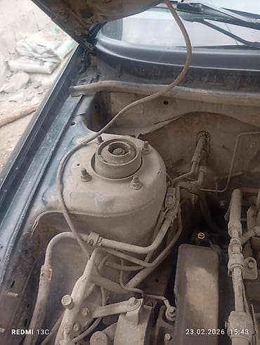 фередо мазда: Mazda 626: 1999 г., 1.8 л, Механика — 7