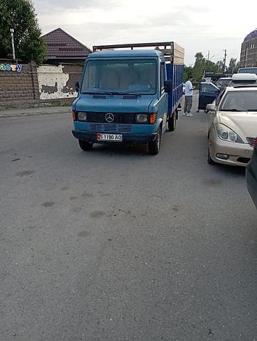 Транспорт: Грузовой автомобиль Mercedes-Benz (бортовой/фургон открытого типа) — 1