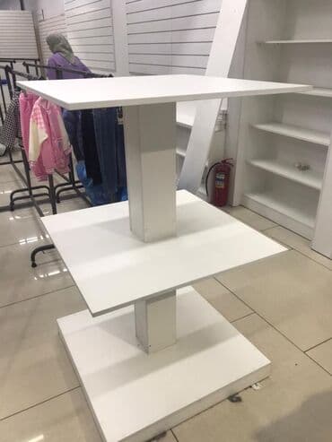 оборудование для бутика: Срочно продаем мебель качество отличное практически не — 1