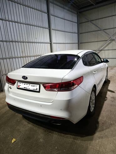 lexus es 300 2016: Kia K5: 2017 г., 2 л, Типтроник, Газ, Седан — 3