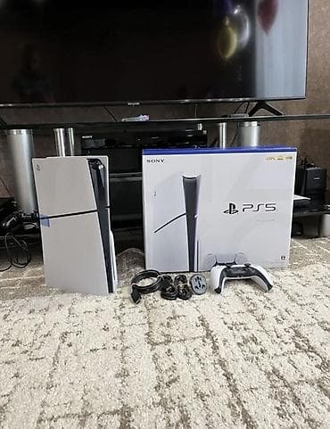 Игровая консоль Sony PlayStation 5 (версия с дисководом) в идеальном
