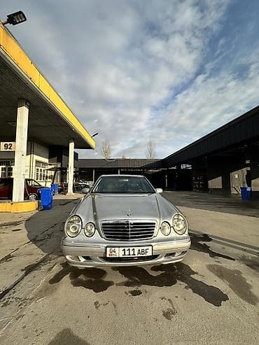 lexus es300 2002: Mercedes-Benz E-Class: 2001 г., Седан — 1