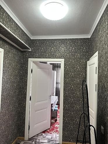 продаю однокомнатную: 1 комната, Собственник, Семейным, от 1 года, С мебелью — 8