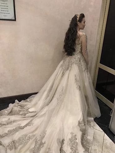 Үлпөт көйнөктөрү жана аксессуарлар: Кыз узатууга көйнөк, M, Куру менен, Корсети менен, Шлейфи менен, Колдонулган — 2