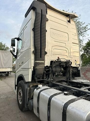 квадроцикл 300: Тягач, Volvo, 2013 г., Без прицепа — 6