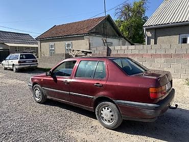 ez 30: Volkswagen Vento: 1994 г., 1.8 л, Ручные, Бензин, Седан — 3