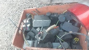 ГБО: Фары передние для автомобиля (пара) с комплектующими. - Тип — 2