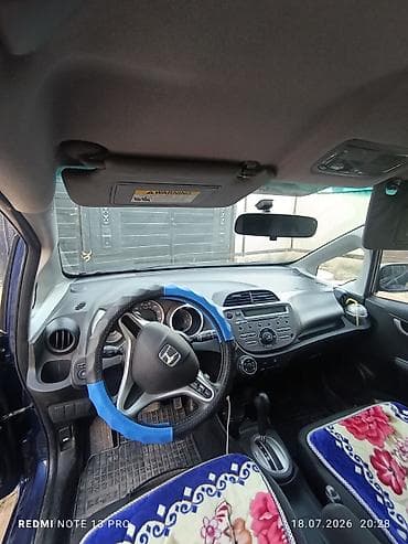 Унаа: Honda Fit: 2010 г., 1.5 л, Автомат, Бензин, Хетчбек — 6