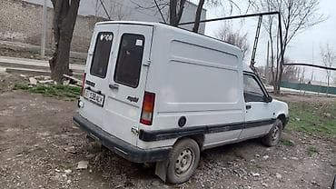 рено бетон: Легкий грузовик, Renault, Стандарт — 4