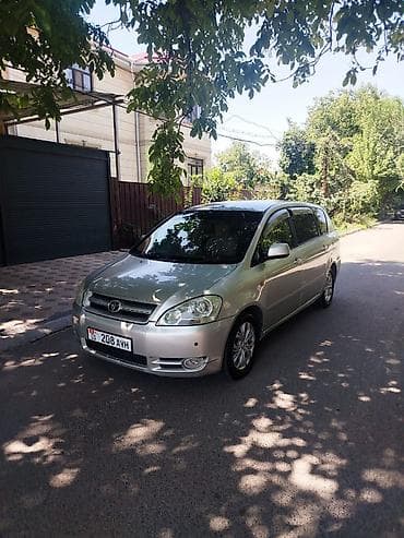 transporter multivan: Toyota Ipsum: 2001 г., 2.4 л, Автомат, Минивэн — 2