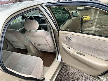 Продажа авто: Mazda 626: 2000 г., Бензин, Седан — 10