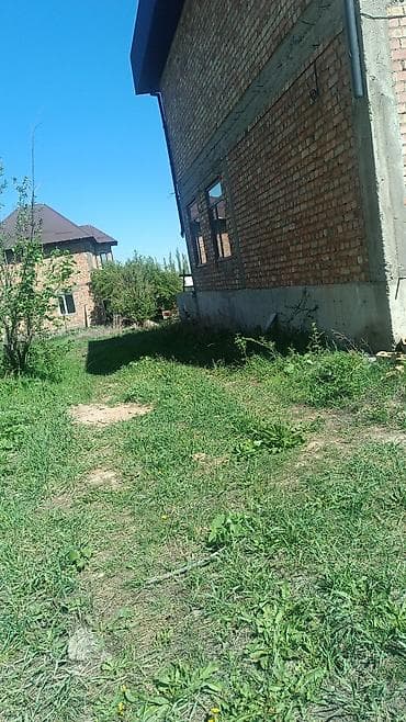 квартира село джал: Продаётся участок с домом в центре село Джал возле парка. Цена — 2