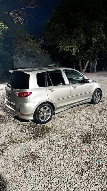 mini cuper: Mazda Demio: 2005 г., Автомат, Бензин, Хэтчбэк — 4