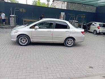 Honda Город: 2003 г., Бензин, Седан — 1