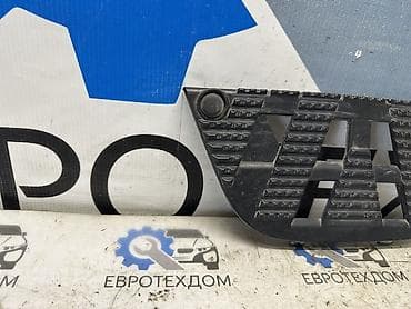 old man emu: Накладка на подножку Mercedes Benz Actros 471.900 2014 Контрактный из — 2