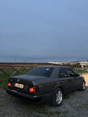 Mercedes-Benz W124: 1989 г., 2.3 л, Автомат, Бензин, Седан