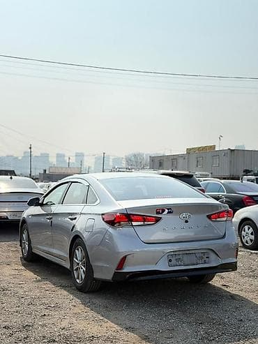 kia stringer: Hyundai Sonata: 2022 г., Автомат, Бензин, Седан — 7