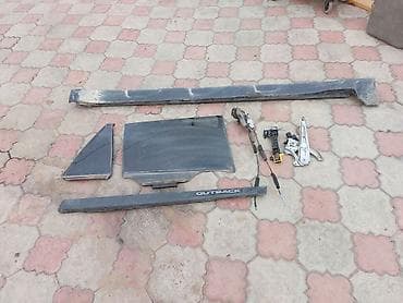 saka diska: Стекла и наружная накладка двери, внутренняя обшивка, привод целый, но — 9