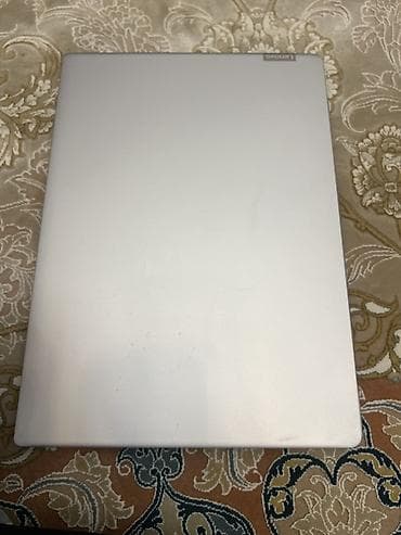 ddr 4: Ноутбук Lenovo (серебристый корпус) - Экран с веб-камерой по центру — 4