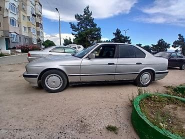 глушител bmw: BMW 5 series: 1993 г., 2 л, Механика, Бензин, Седан — 4