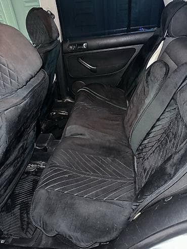 Продажа авто: Volkswagen Golf: 2001 г., 1.6 л, Механика, Бензин, Хэтчбэк — 6