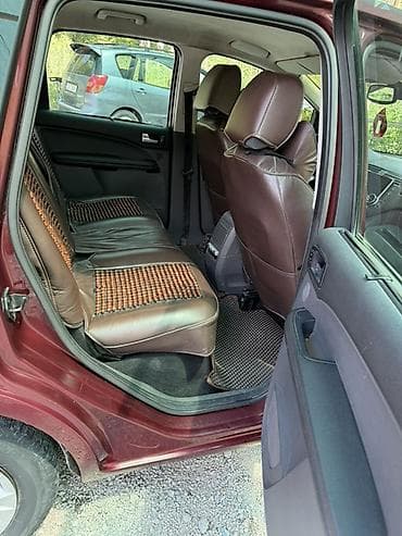 лада 21999: Ford Focus: 2004 г., 1.8 л, Механика, Бензин, Универсал — 6