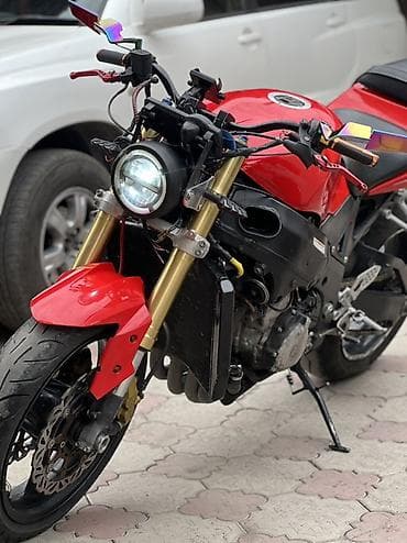 Мототехника: Спортбайк Suzuki, 600 куб. см, Бензин, Чоңдор үчүн — 2