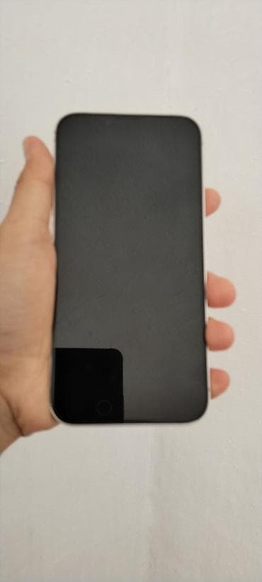 Уюлдук телефондор жана аксессуарлар: IPhone 13, Колдонулган, 128 ГБ, Күлгүн, Заряддоочу түзүлүш, Каптама, 75 % — 2