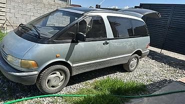 мото номер: Toyota Previa: 1992 г., 2.4 л, Механика, Бензин, Минивэн — 2