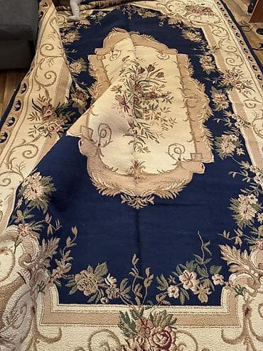 новый ковры: Ковер в отличном состоянии размер 5 на 3 
Нужна химчистка — 1