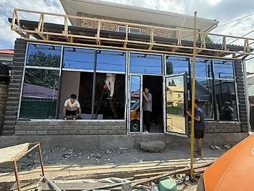 Услуги по строительству и ремонту: Алюминиевое окно на заказ, Тип окна: Панорамные, Декоративные особенности: Фрамуга, Платная установка, Без рассрочки — 8