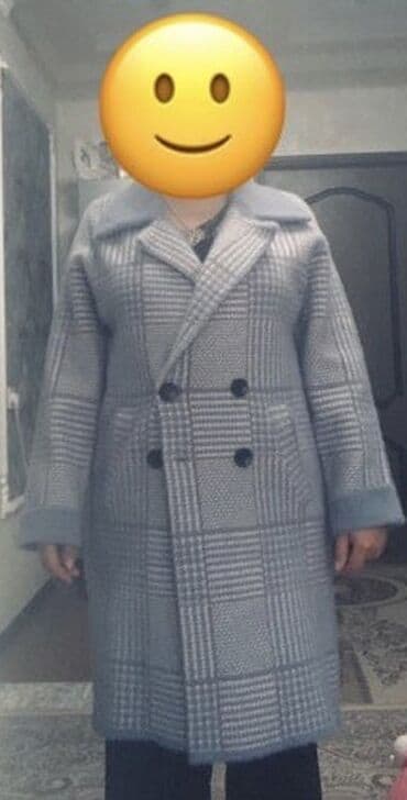 срочно продаю в связи с переездом: Продаю кардиган, не разу не одевала. просто висит. Размер стандарт — 1