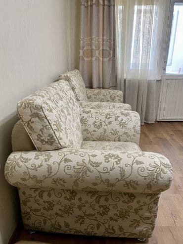 мяхкая мебел: Очень мягкие красивык кресела в классическом стиле. Характеристики: - — 5