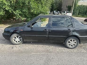 merc 814: Volkswagen Vento: 1993 г., 1.8 л, Механика, Газ, Седан — 2