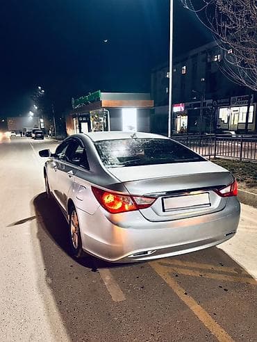 land cruiser 100: Hyundai Sonata: 2011 г., 2 л, Автомат, Газ, Седан — 3