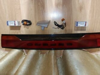 продать швейную машинку на запчасти: Продаю на Daewoo Эсперо накладка на крышку багажника 3000 сом.Рейсер — 3