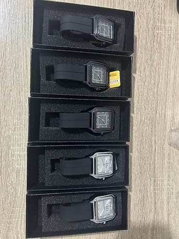 Кварцевые наручные часы SABR, квадратный корпус. Особенности: - Два