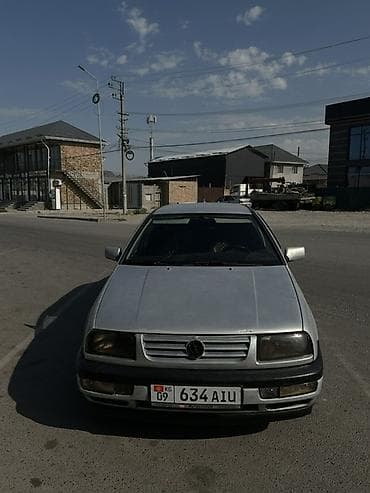 велтмейстер авто: Volkswagen Vento: 1993 г., 1.8 л, Механика, Седан — 5